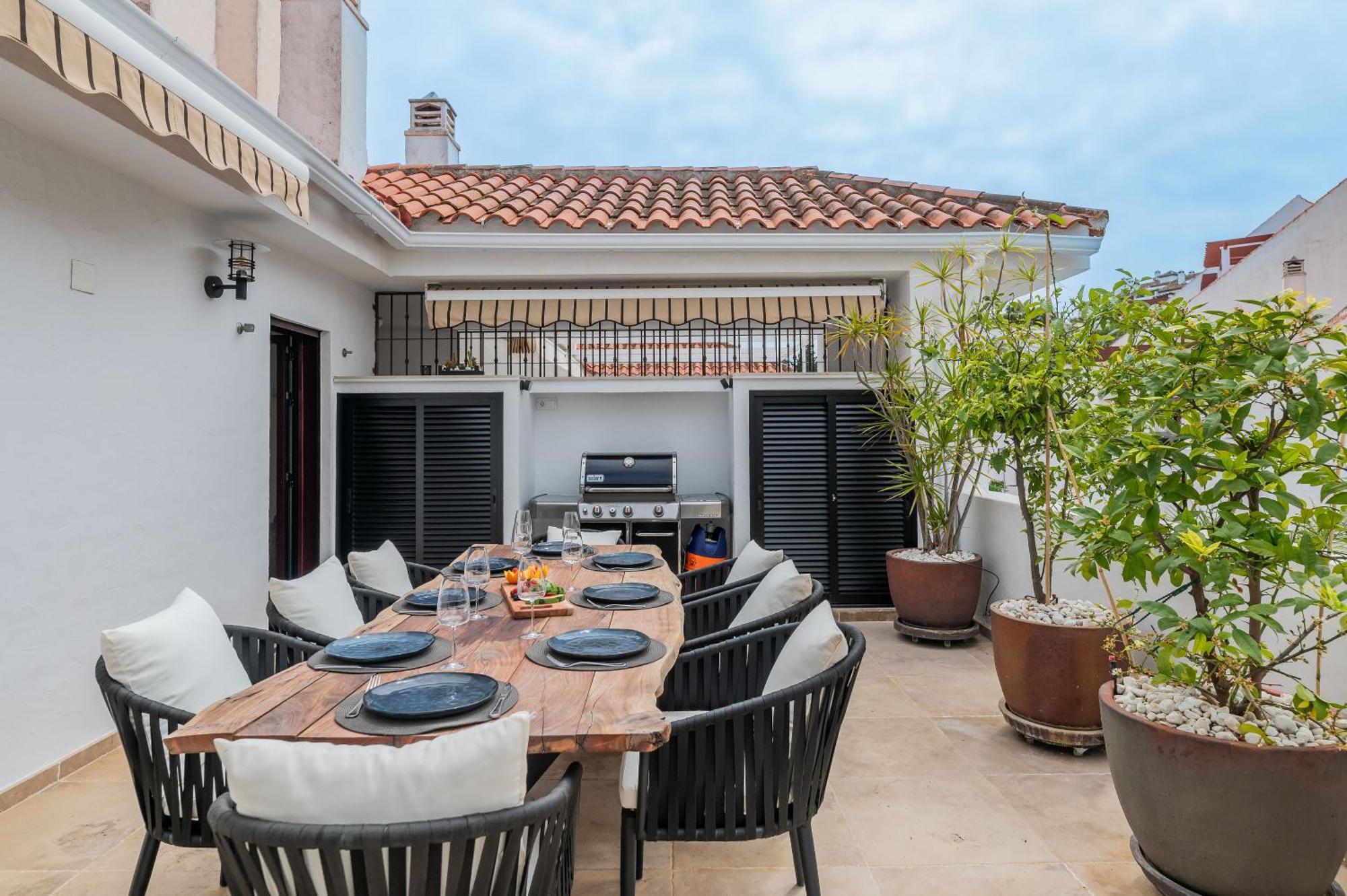 Apartamento 3 Bdrm Spacious Penthouse W/ 2 Pools & Bbq *