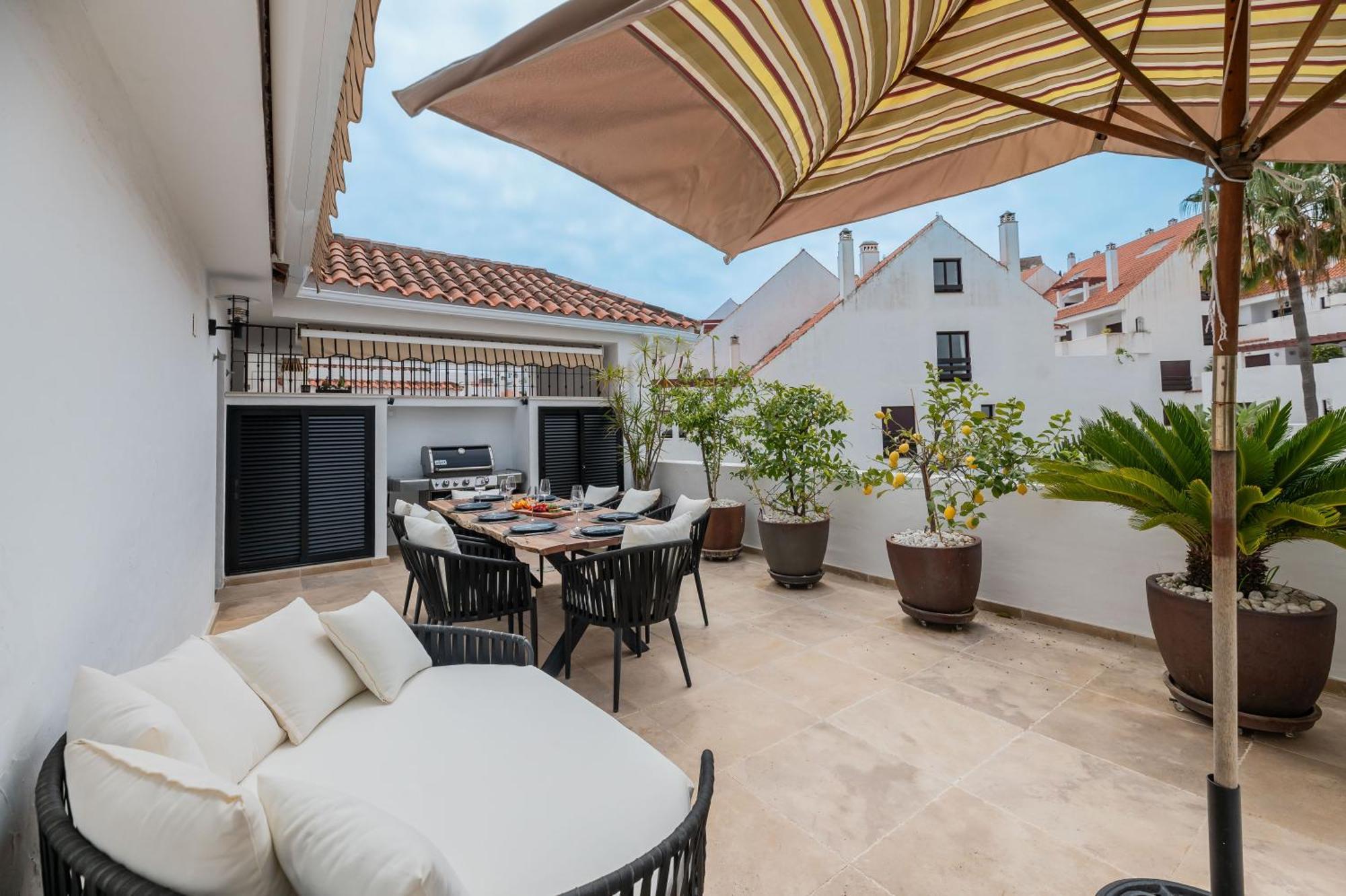 Apartamento 3 Bdrm Spacious Penthouse W/ 2 Pools & Bbq *